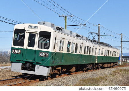 Joshin Dentetsu 700 type going through the Kanto plain toward Takasaki 85460075