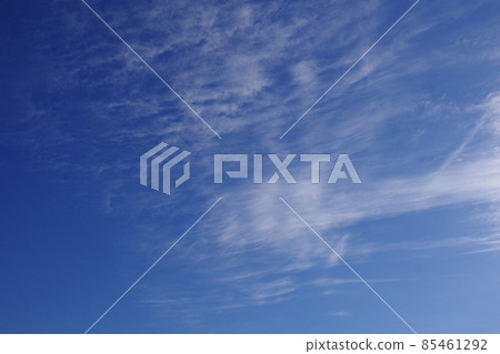 藍天,冬天的雲,卷雲,冬天的天空,雲,背景,背景素材圖片 85461292