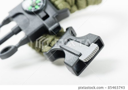 green survival bracelet 85463743