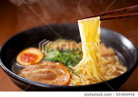 Ramen Chinese noodles, pure oil ramen, soy sauce ramen, soy sauce ramen, Chinese ramen 85469448