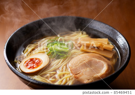 拉麵中式拉麵、純油拉麵、醬油拉麵、醬油拉麵、中式拉麵 85469451