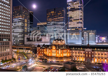 《Tokyo》 Night view of Tokyo Station / Marunouchi Business District 《Tokyo》 Night view of Tokyo Station / Marunouchi Business District 85470263