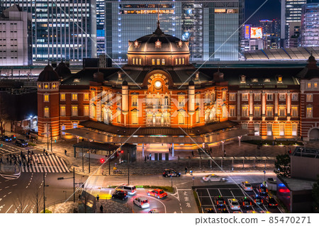 《東京》東京站/丸之內商業區夜景 85470271