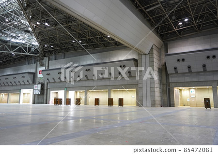 Tokyo Big Sight East Hall with nobody setting up a comic market Tokyo Big Sight East Hall with nobody setting up a comic market 85472081
