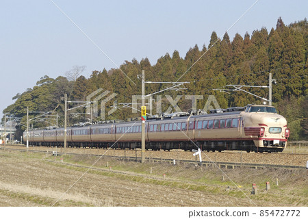 Hokuriku Main Line Daishoji-Ushinoya JR West 485 Series A07 formation (Kyoto) Raicho Hokuriku Main Line Daishoji-Ushinoya JR West 485 Series A07 formation (Kyoto) Raicho 85472772