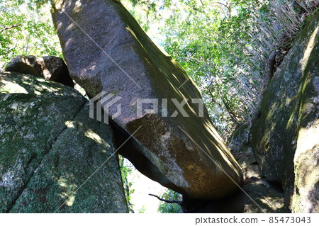 Benkei-Nanamoda Giant Rock on Mt. Tsukuba Benkei-Nanamoda Giant Rock on Mt. Tsukuba 85473043