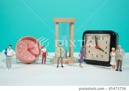 The concept of humans and time 85473736