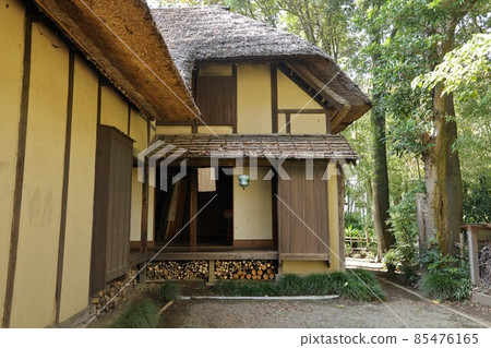 Old folk house building Old folk house building 85476165