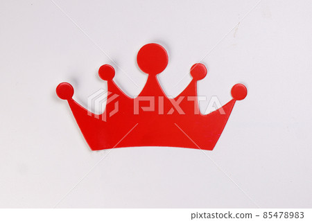 Red crown shape paper die cut selfie portrait party fun paper prop sticker stick on white background  85478983