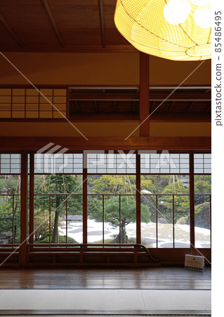 Scenery seen from between Scenery seen from between 85486495