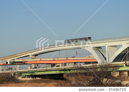 Arakawa scenery, Ogi Ohashi, Nippori-Toneri liner, Metropolitan Expressway [Adachi-ku, Tokyo] 85486729