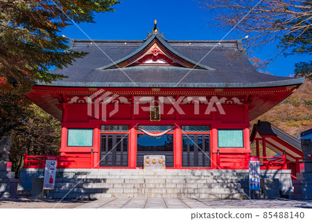 (Gunma Prefecture) Autumn Akagiyama / Akagi Shrine worship hall 85488140