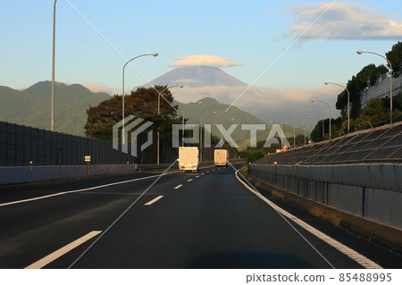 笠雲、富士山、東名高速公路大井松田[神奈川縣足柄上區] 85488995
