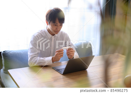 男人做郵購 男人做郵購 85490275