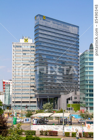 Austria, Vienna, buildings of the company Raiffeisen Holding No Wien 85490348