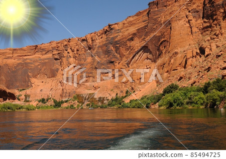 Sun on the Colorado River 85494725
