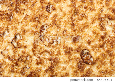 The grilled tofu is up. 85495304