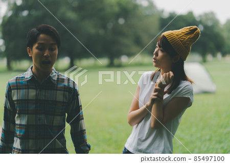 heterosexual couple, camp, camping 85497100