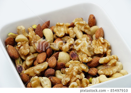 Assorted nuts 85497910