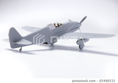 飛機模型的未組裝照片,Hien。背影。 飛機模型的未組裝照片,Hien。背影。 85498515