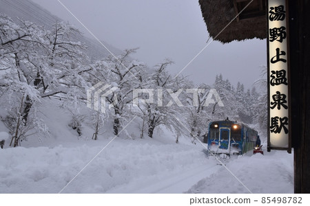 大雪中的福島湯上溫泉站 大雪中的福島湯上溫泉站 85498782