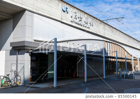大阪府東大阪市JR長瀨站外觀 85500145