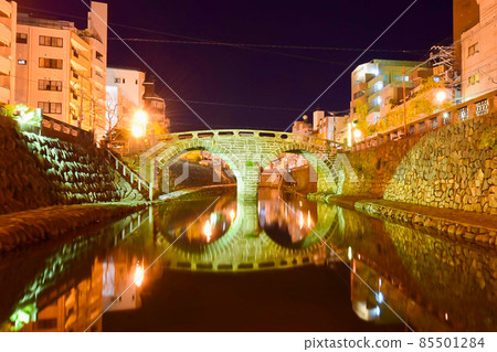 Megan bridge light up 85501284