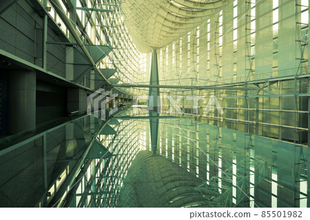 Tokyo International Forum Tokyo International Forum 85501982