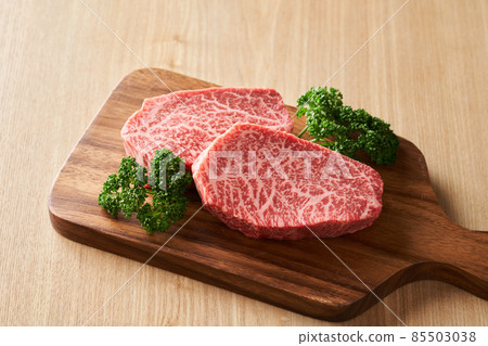 國產和牛厚片大腿肉(新心) 國產和牛厚片大腿肉(新心) 85503038