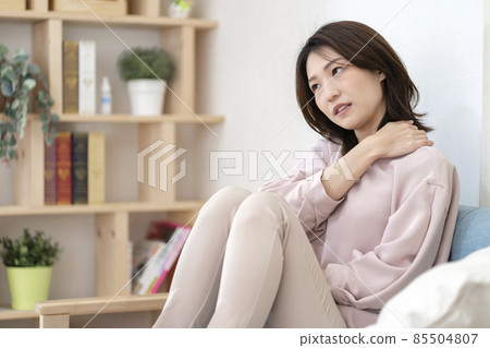 女生 女孩 女性 85504807