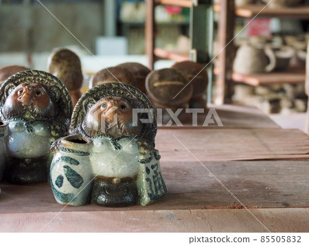 Tanuki Town Shigaraki Ware "Shigaraki Tanuki Day" Tanuki Town Shigaraki Ware "Shigaraki Tanuki Day" 85505832