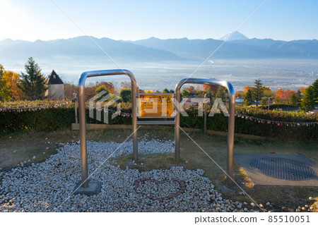 Yamanashi City Lover's Sanctuary Yamanashi Prefecture Fuefukigawa Fruit Park 85510051