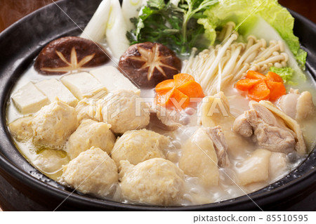 Hot pot dish, mizutaki, chicken hot pot, hot pot image, chicken dumplings, meat dumplings, meat dumpling hot pot Hot pot dish, mizutaki, chicken hot pot, hot pot image, chicken dumplings, meat dumplings, meat dumpling hot pot 85510595