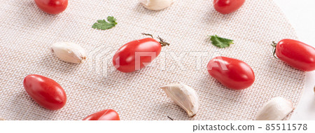 Cherry tomatoes tomato tomatoes cherry tomatoes fruit fresh cherry tomatoes チェリートマト Cherry tomatoes tomato tomatoes cherry tomatoes fruit fresh cherry tomatoes チェリートマト 85511578