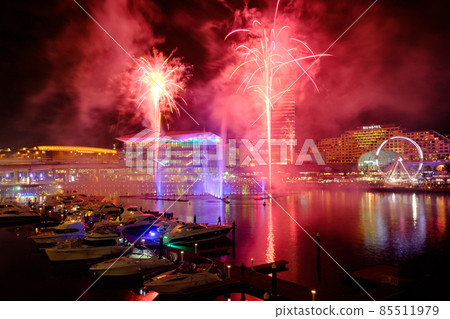 Darling Harbor, a fashionable tourist destination that represents Sydney, Australia's most beautiful and charming port city in the world 85511979