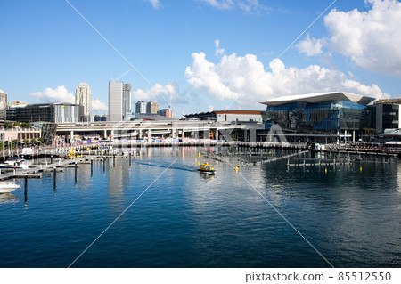 Darling Harbor, a fashionable tourist destination that represents Sydney, Australia's most beautiful and charming port city in the world 85512550