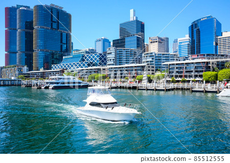 Darling Harbor, a fashionable tourist destination that represents Sydney, Australia's most beautiful and charming port city in the world Darling Harbor, a fashionable tourist destination that represents Sydney, Australia's most beautiful and charming port city in the world 85512555