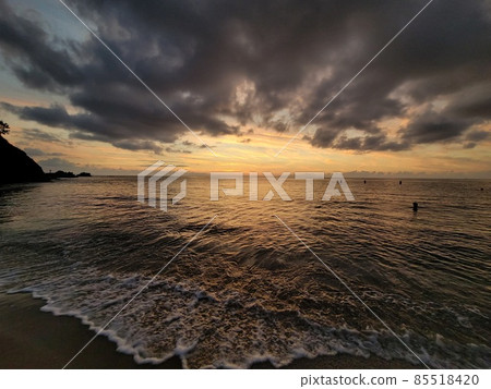 夜景與探戈之海 夜景與探戈之海 85518420