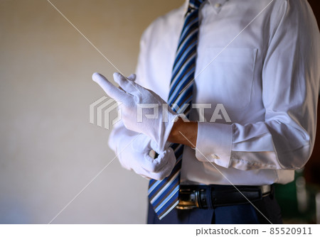 打領帶的男人 打領帶的男人 85520911