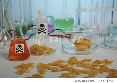 Bow Tie Pasta Control in Toxic Test Lab - Food Quality Control Bow Tie Pasta Control in Toxic Test Lab - Food Quality Control 85521890