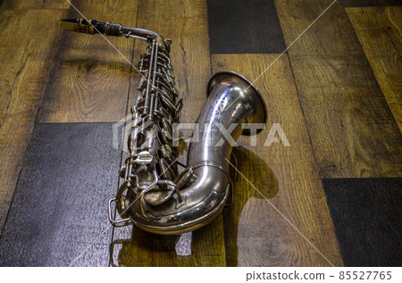 管樂器中音薩克斯 85527765