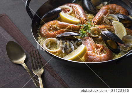 paella paella 85528556