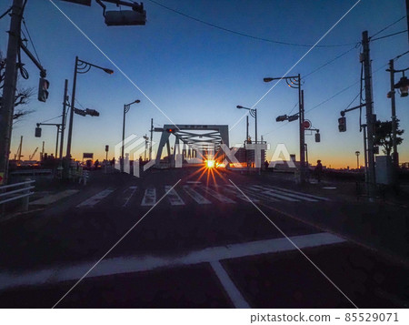 東京葛飾 Honokudo Bridge 2022 日出 85529071