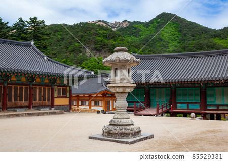 Budo, Sinheungsa Temple, Seoraksan Mountain, Gangwon-do Budo, Sinheungsa Temple, Seoraksan Mountain, Gangwon-do 85529381
