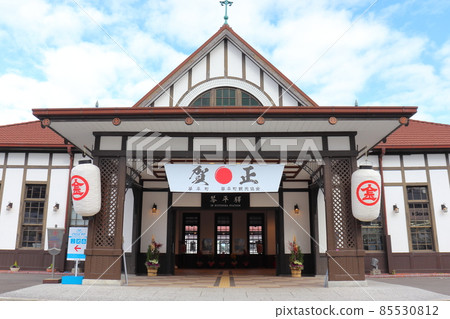 帶有新年圖案的琴平站 85530812