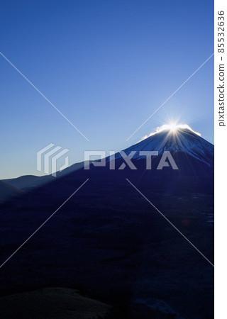 新年鑽石 從富士山和龍岳看壯觀的景色 85532636