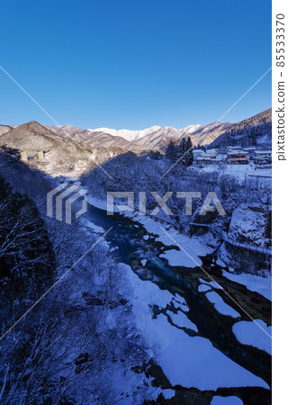 Tanigawadake illuminated by the morning sun Tanigawadake illuminated by the morning sun 85533370