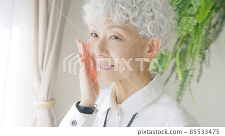 Skin care image for senior women Beauty anti-aging 85533475