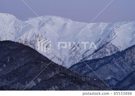 Tanigawadake / Suwakaio Bridge in winter 85533898