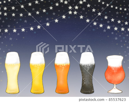 別緻的夜空和啤酒杯的插圖 別緻的夜空和啤酒杯的插圖 85537623